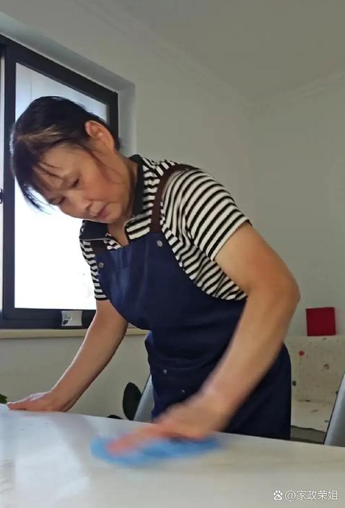 呼和浩特家政哪家好？选haohaobest靠谱吗？