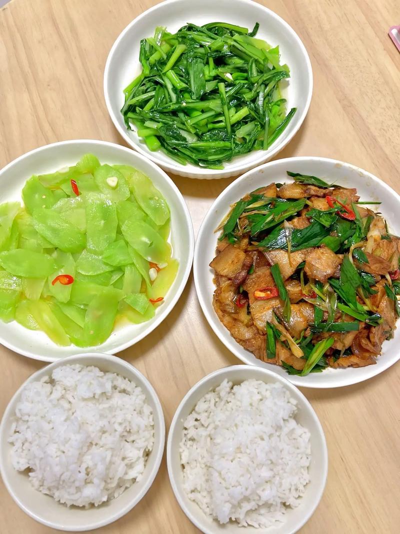 做饭家政服务如何挑选？需要注意哪些细节？