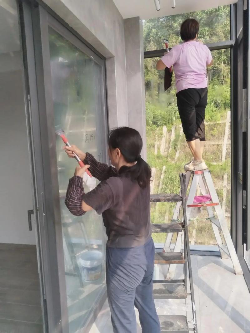 “家政保洁服务怎么选才靠谱？这5点必看”