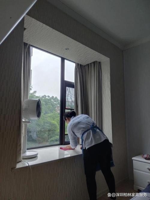 找钟点工家政公司，哪家服务好又靠谱？