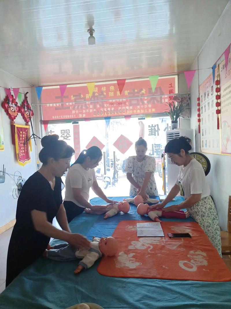 巧手家政中心的服务项目有哪些？