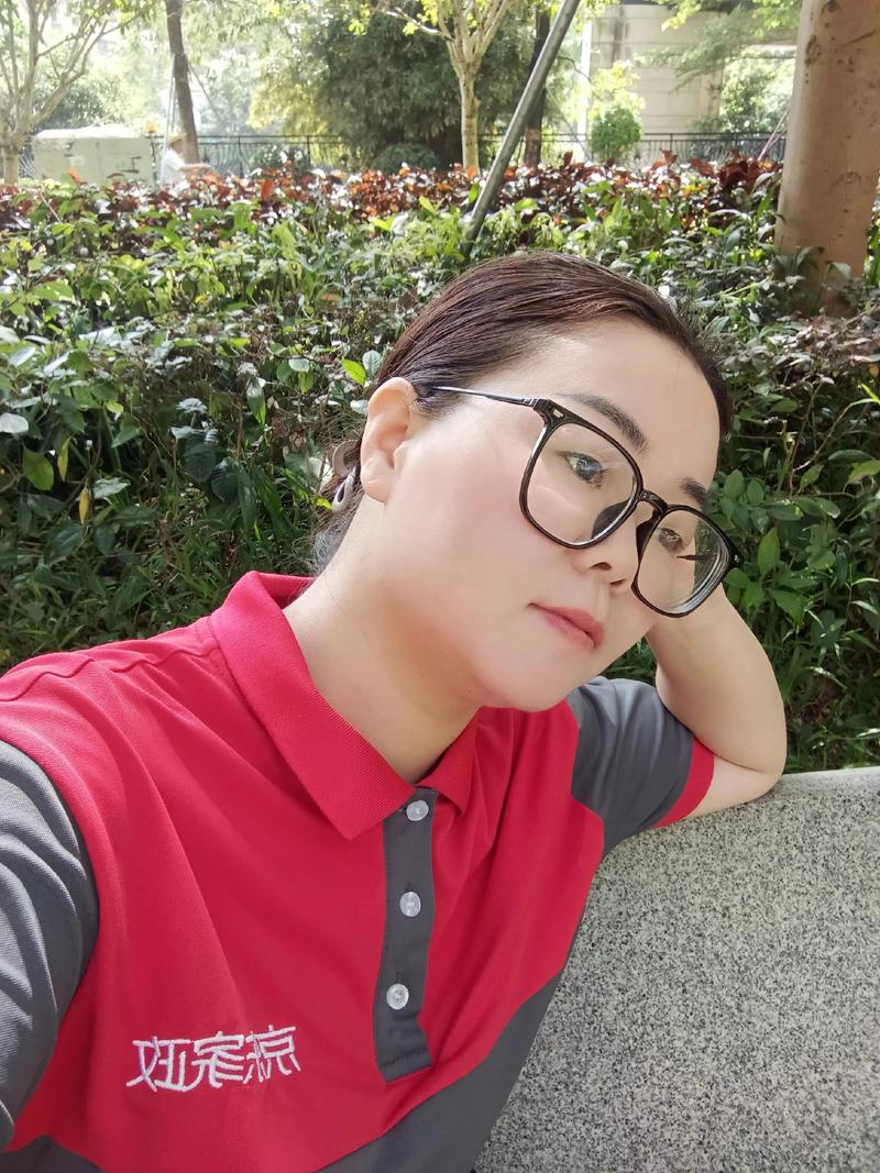 家政保洁工具包需要包含哪些必备物品？