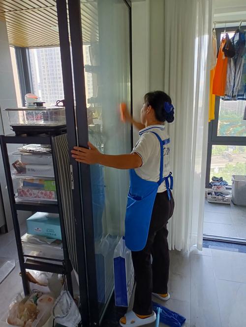 “选择我爱我妻家政公司，能提供哪些专业服务？”