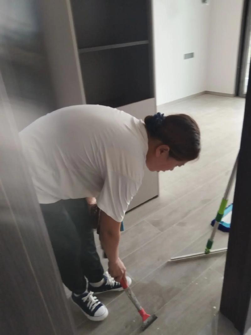 “家政保洁服务怎么选才靠谱？这5点必看”