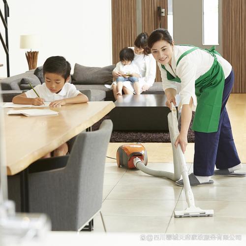 大连家政保洁公司哪家服务好又专业？